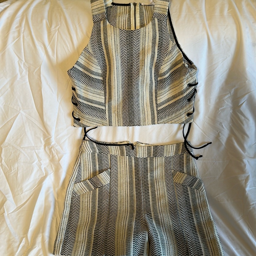 Two piece short set